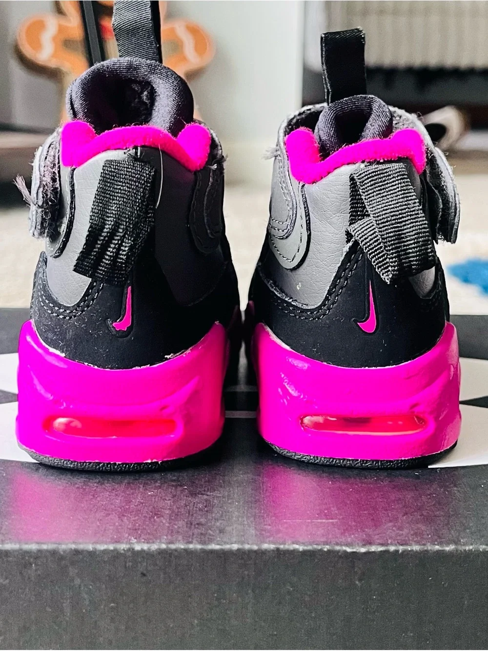 ✨Nike Air ‘Griffey Max’ (Black/Pink), TD Size 4C✨